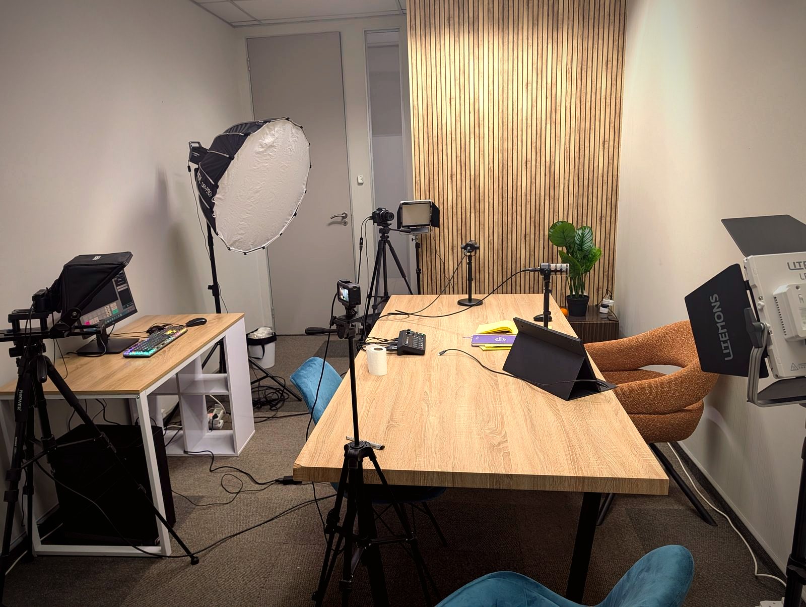 Broadlight studio interior at 22 on Sloane